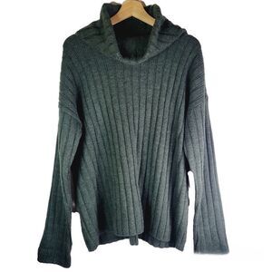 Lord & Taylor Cozy Pine Green Ribbed Sweater